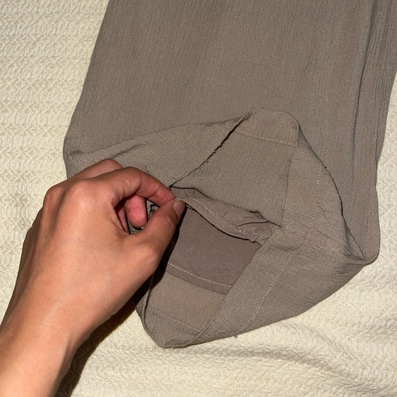 Aritzia Babaton Tribute Wide Leg Pants (Fluent Taupe) - Picture 11 of 11